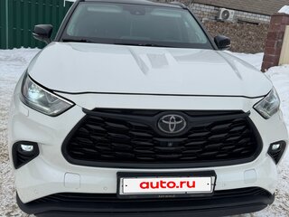 2021 Toyota Highlander IV (XU70), белый, 4870000 рублей, вид 4