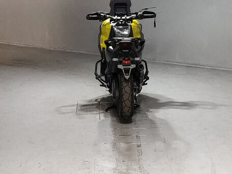 2025 Honda X-ADV, жёлтый, 1750000 рублей, вид 4