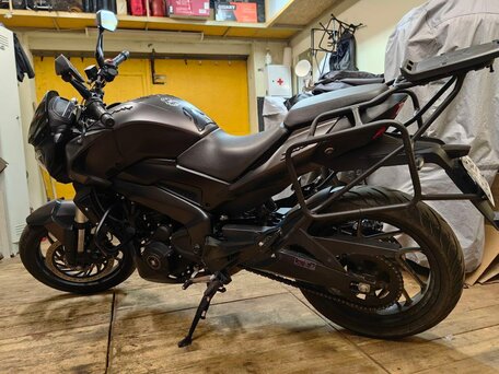 2019 Bajaj Dominar 400, чёрный, 355000 рублей, вид 2