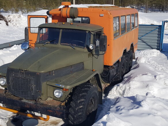1986 Урал 375, зелёный, 1100000 рублей