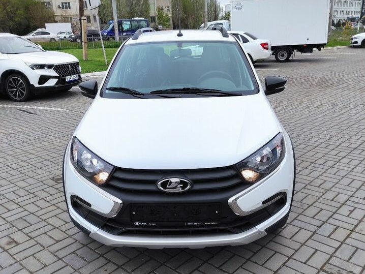 Открыть фотографии: Lada (ВАЗ) Granta I Рестайлинг