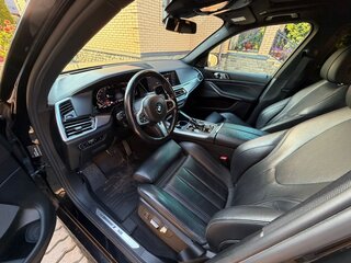 2020 BMW X5 30d IV (G05/G18), чёрный, 6300000 рублей, вид 5