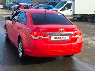 2012 Chevrolet Cruze I, красный, 380000 рублей, вид 3