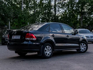 2011 Volkswagen Polo V, чёрный, 539000 рублей, вид 2