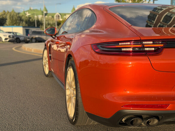 2020 Porsche Panamera 4 II, оранжевый, 8300000 рублей - вид 26