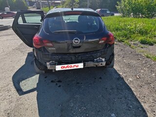 2013 Opel Astra J Рестайлинг, чёрный, 580000 рублей, вид 2