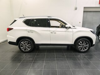 2025 KGM Rexton, белый, 6045000 рублей, вид 3
