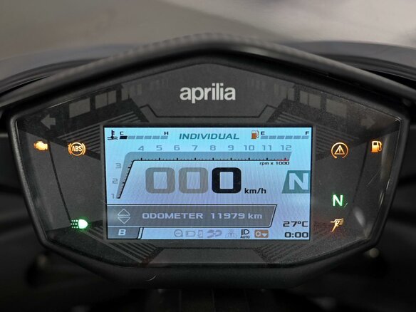 2021 Aprilia RS 660, чёрный, 969000 рублей - вид 8