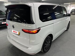 2022 Volkswagen Multivan T7, белый, 6490000 рублей, вид 5