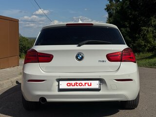 2016 BMW 1 серии 118i II (F20/F21) Рестайлинг, белый, 1249000 рублей, вид 5