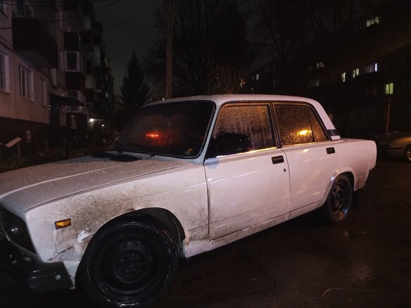 2007 Lada (ВАЗ) 2107, белый, 100000 рублей