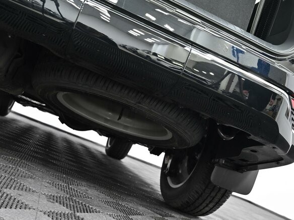 2026 Toyota Land Cruiser 300 Series, чёрный, 14450000 рублей - вид 28