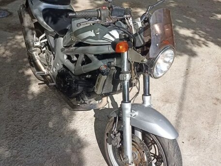 1999 Suzuki SV 650, серебристый, 250000 рублей, вид 3