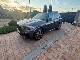 2021 BMW X5 40i IV (G05/G18), серый, 6800000 рублей, вид 3