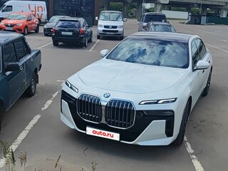 2023 BMW 7 серии 740i VII (G70), белый, 9900000 рублей, вид 2