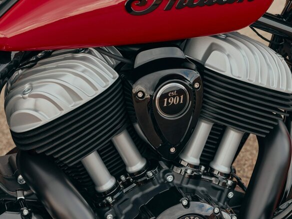 2026 Indian Chief, красный, 2840000 рублей - вид 12