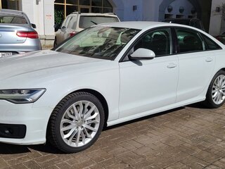 2016 Audi A6 IV (C7) Рестайлинг, белый, 2690000 рублей, вид 1