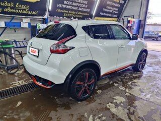 2018 Nissan Juke I Рестайлинг, белый, 1490000 рублей, вид 4