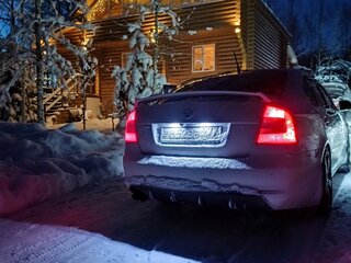 2011 Skoda Octavia II (A5) Рестайлинг, белый, 950000 рублей, вид 1