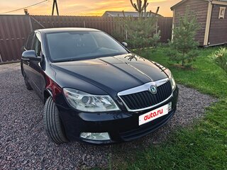 2013 Skoda Octavia II (A5) Рестайлинг, чёрный, 890000 рублей, вид 1