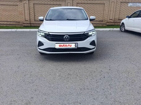 2020 Volkswagen Polo VI, белый, вид 2