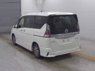 2018 Nissan Serena V (C27), белый, 2100000 рублей, вид 4