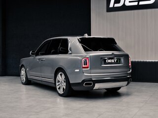 2019 Rolls-Royce Cullinan I (Series I), серый, 29990000 рублей, вид 4