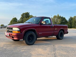 1995 Chevrolet S-10 Pickup II, пурпурный, 700000 рублей, вид 1