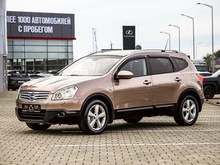 Nissan Qashqai+2 I
