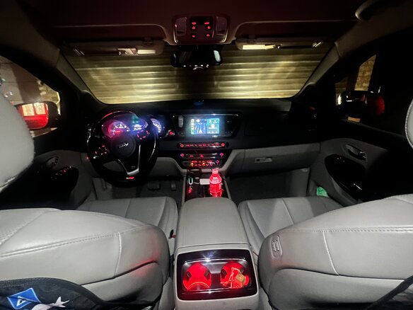 2020 Kia Carnival III, чёрный, 3300000 рублей - вид 13