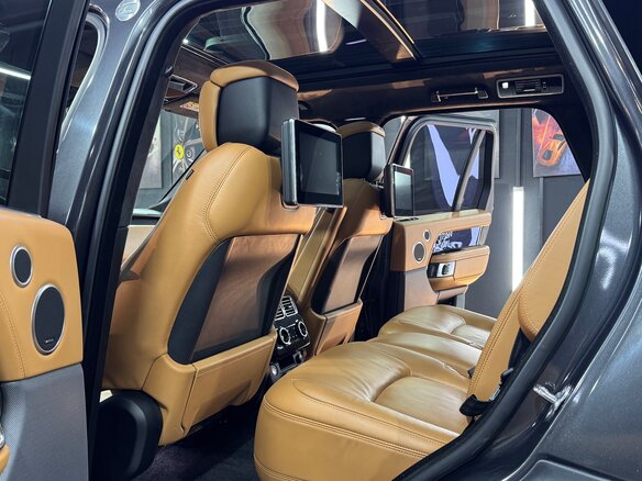 2021 Land Rover Range Rover IV Рестайлинг, серый, 9550000 рублей - вид 24