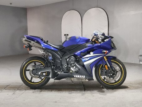 2008 Yamaha YZF-R1, синий, 600000 рублей, вид 1