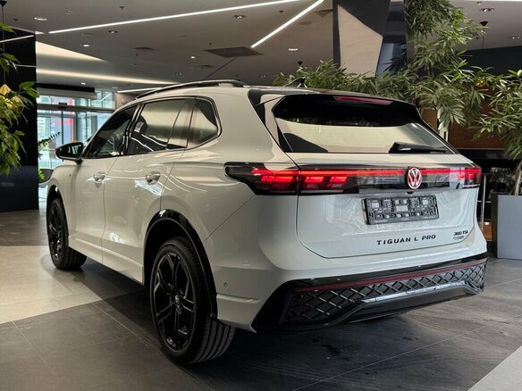 2026 Volkswagen Tiguan L Pro III (China Market), белый, 4850000 рублей - вид 2