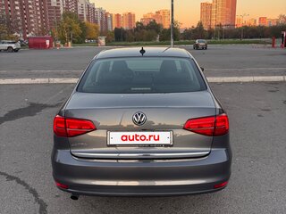 2017 Volkswagen Jetta VI Рестайлинг, серый, 1650000 рублей, вид 5