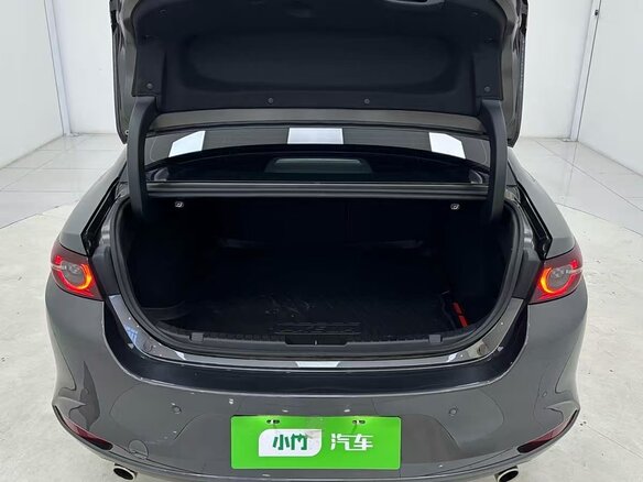 2023 Mazda 3 Axela IV (BP), серый, 1790000 рублей - вид 13