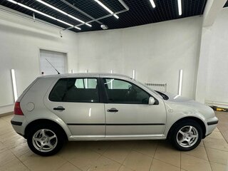 1999 Volkswagen Golf IV, серебристый, 289000 рублей, вид 3