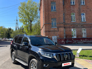 2018 Toyota Land Cruiser Prado 150 Series Рестайлинг 2, чёрный, 3550000 рублей, вид 3
