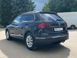2021 Volkswagen Tiguan II Рестайлинг, чёрный, 2549000 рублей, вид 5