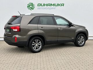 2013 Kia Sorento II Рестайлинг, бежевый, 1530000 рублей, вид 5