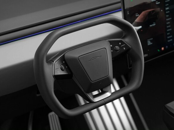 2024 Tesla Cybertruck Cyberbeast, серебристый, 20530000 рублей - вид 18