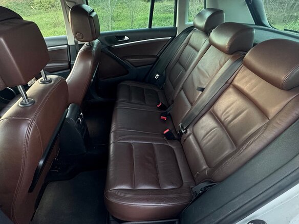 2011 Volkswagen Tiguan I Рестайлинг, белый, 1200000 рублей - вид 8
