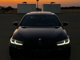 2021 BMW 5 серии Long 530Li VII (G30/G31/G38) Рестайлинг, синий, 4850000 рублей, вид 5