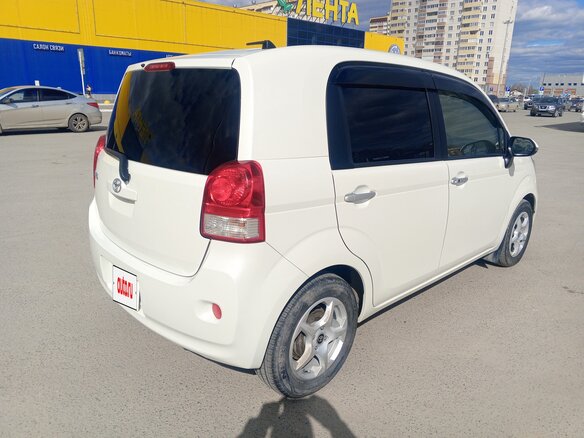 2016 Toyota Porte II, белый, 900000 рублей - вид 3