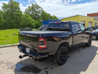 2020 Ram 1500 Crew Cab V, чёрный, 4750000 рублей, вид 5