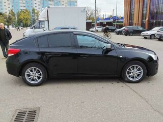 2013 Chevrolet Cruze I Рестайлинг, чёрный, 890000 рублей, вид 3