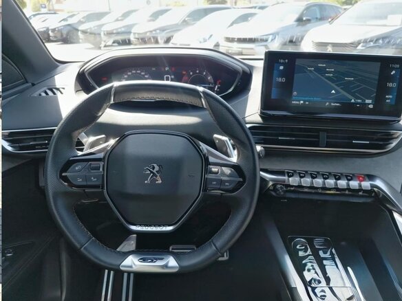 2023 Peugeot 3008 II Рестайлинг, чёрный, 2100000 рублей - вид 8