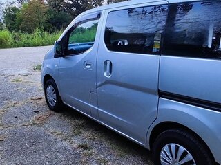 2017 Nissan NV200, серебристый, 1620000 рублей, вид 4