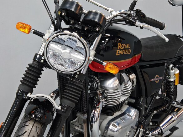 2025 Royal Enfield Interceptor, чёрный, 699000 рублей - вид 20