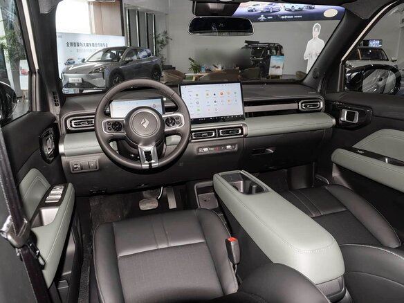 2026 Baojun Yep Plus, бежевый, 1900000 рублей - вид 9