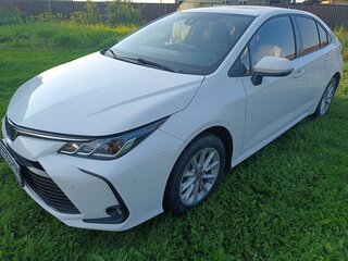 2021 Toyota Corolla XII (E210), белый, 1850000 рублей, вид 1